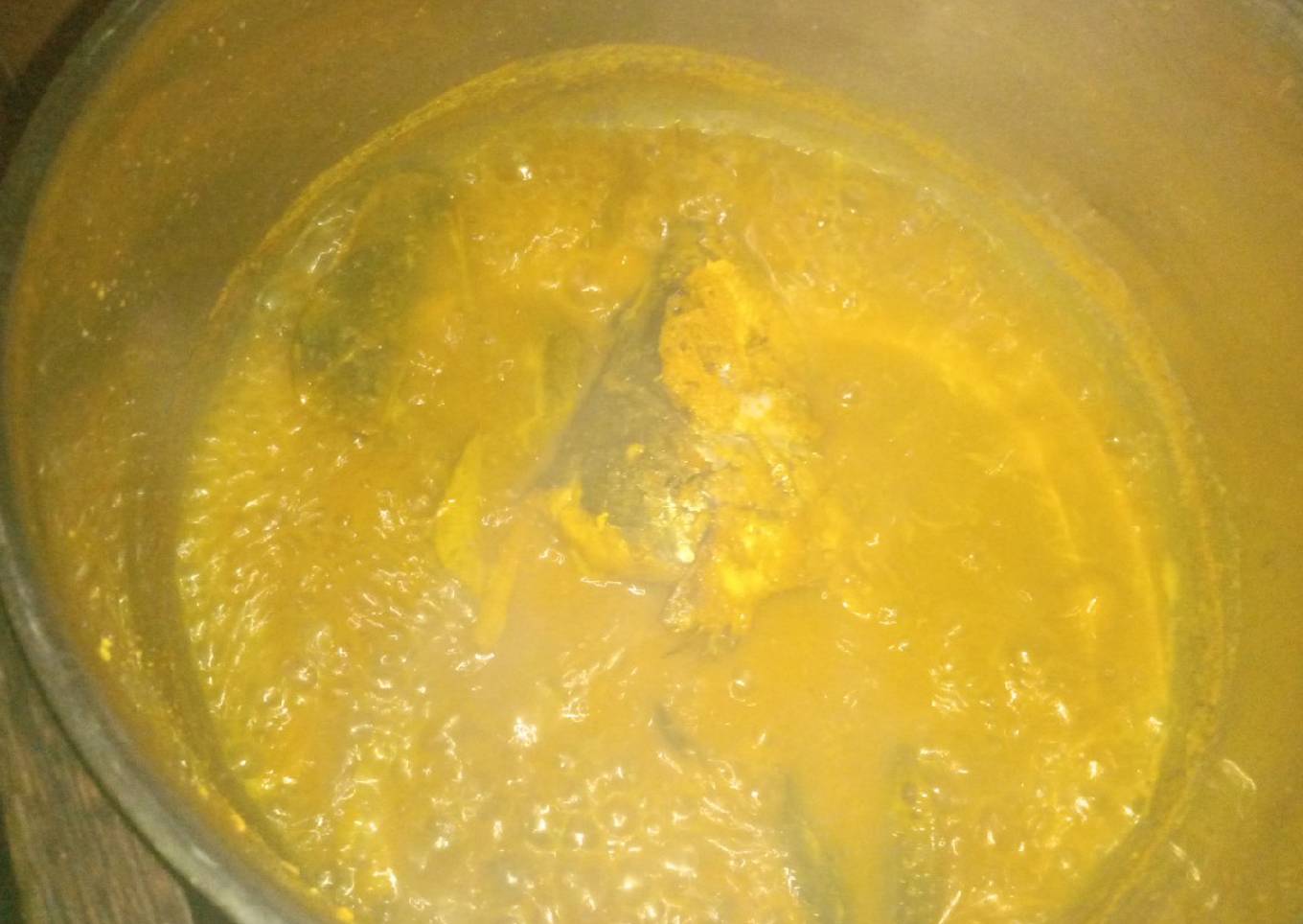 Kepala Ikan Tenggiri Masak Bumbu Kuning