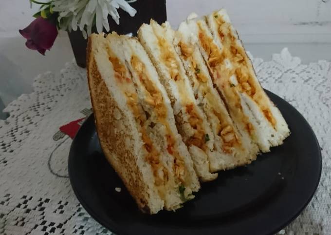 Steps to Prepare Mario Batali Tandoori chicken and potato sandwich