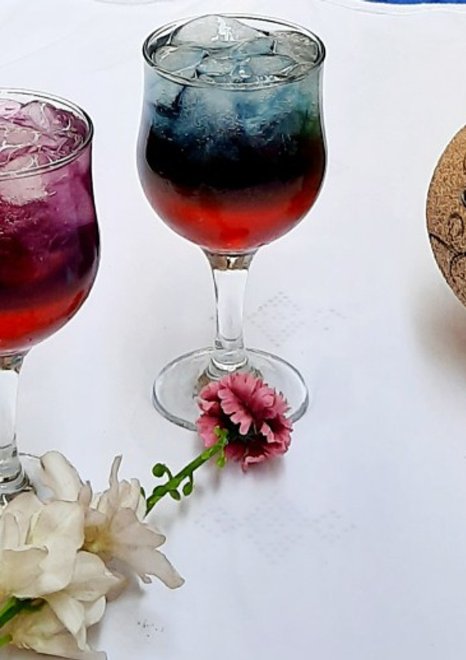 A picture of Layered mocktail.