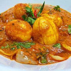 A picture of Egg Do Pyaza.