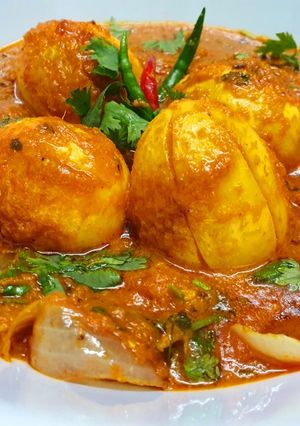 A picture of Egg Do Pyaza.