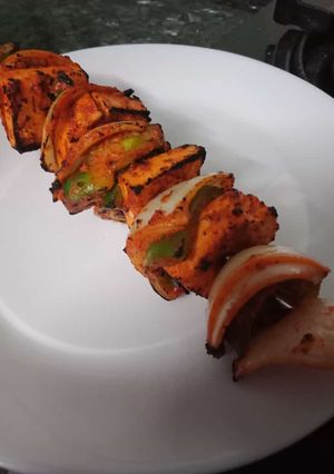 पनीर टिक्का (Paneer tikka recipe in hindi) रेसिपी मुख्य फोटो