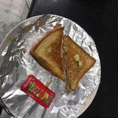 A picture of Cheese sandwich.