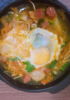 Hình của món Mì kim chi bắp bò 🍲.