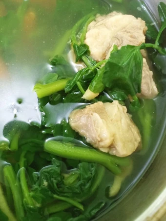 Langkah Gampang Menyiapkan Resep Sup selada air dengan daging sapi yang Bisa Manjain Lidah