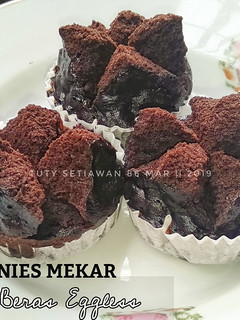 Foto resep Brownies Mekar Tepung Beras Eggless