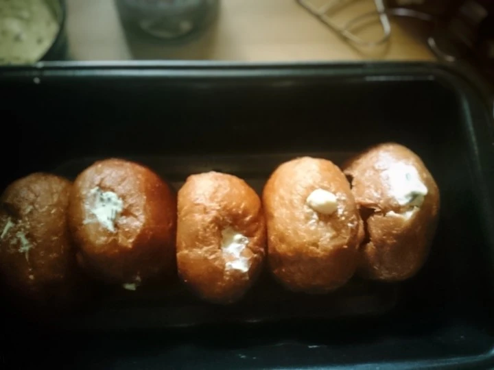 Recipe Chocolate Bomboloni WITH Buttercream Filling the Can Spoil the Tongue Really delicious