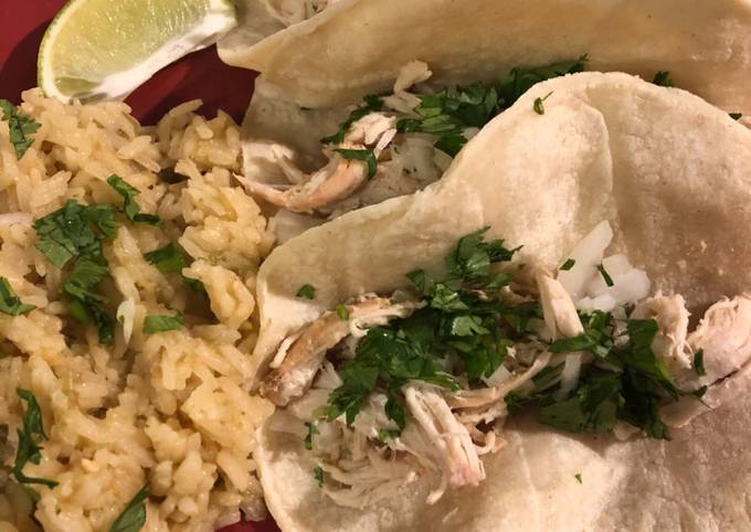 Slow Cooker Shredded Chicken For Tacos