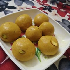A picture of Laddu.