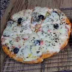 بيتزا بقمرون 🍤🍕-レシピのメイン写真