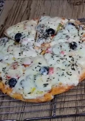 صورة لوصفة بيتزا بقمرون 🍤🍕