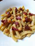 Casarecce con Ceci Pancetta Affumicata e Timo Fresco
