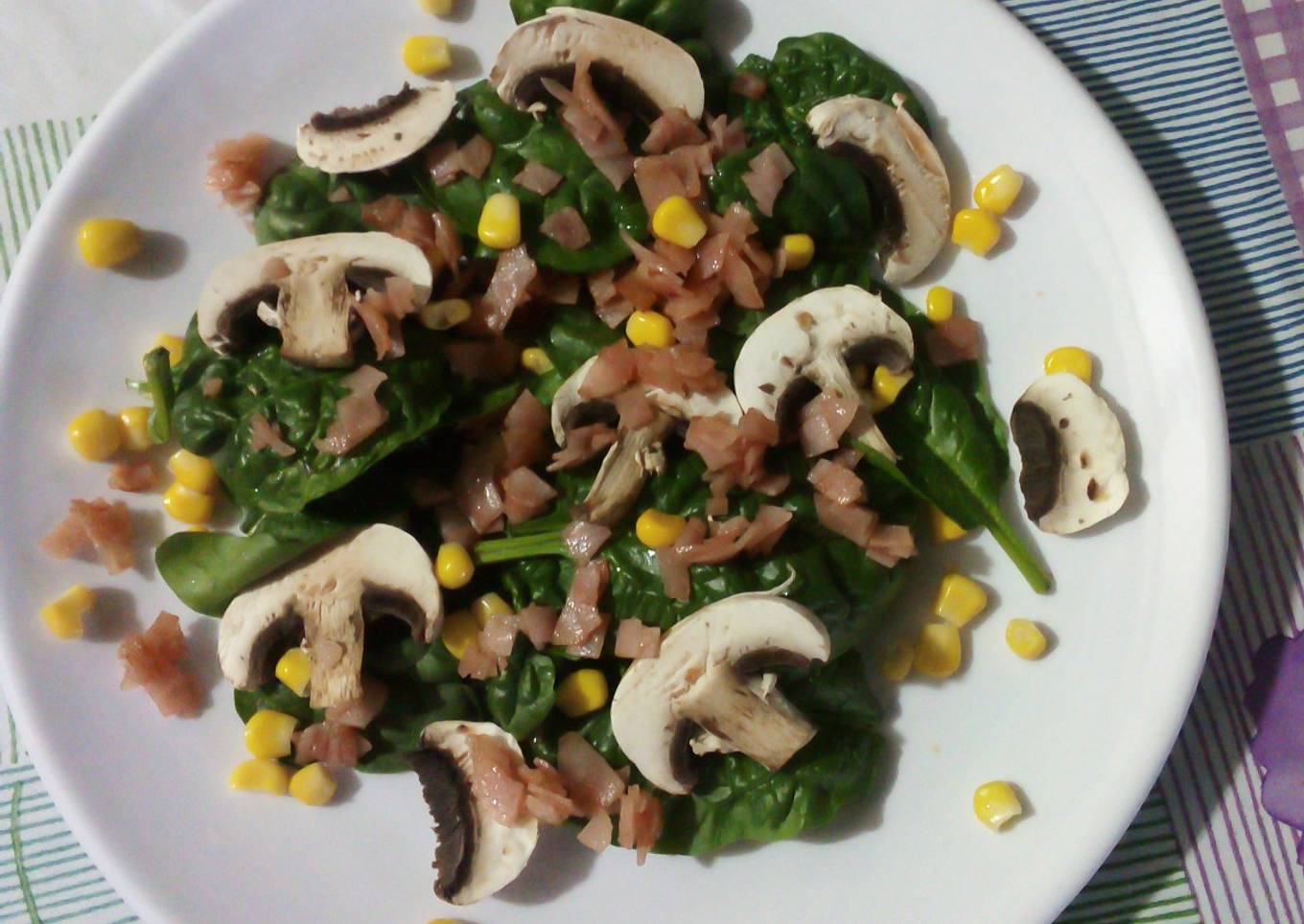 Ensalada de espinaca y jamón :)