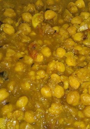 A picture of Ghoogni.
