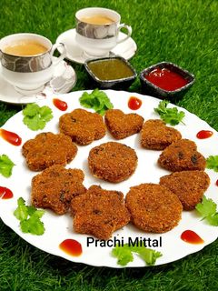 क्रिस्पी वेज कटलेट (Crispy veg cutlet recipe in Hindi) रेसिपी मुख्य फोटो