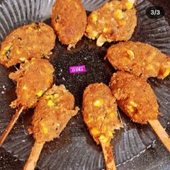 A picture of Cheese Corn Lollipops.