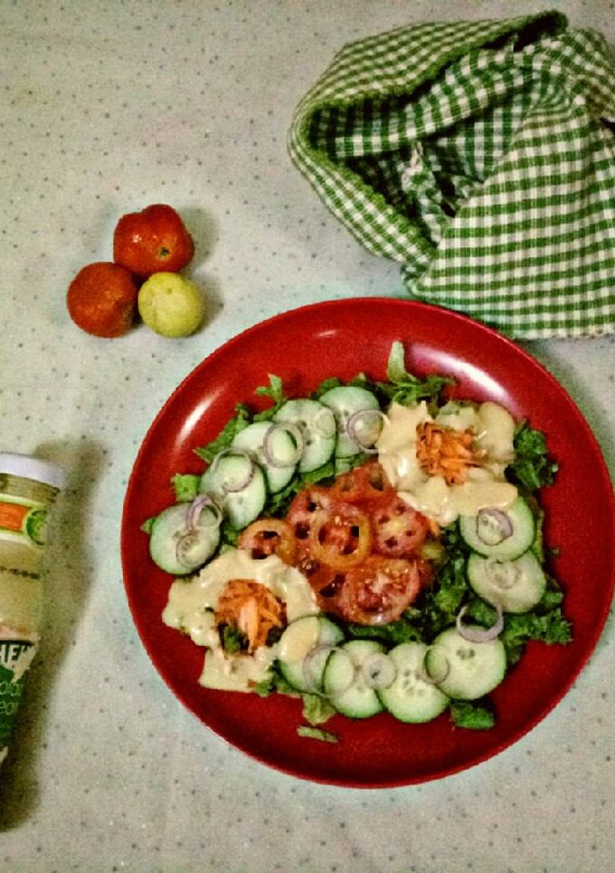 A picture of Simple salad.