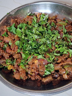 વઘારેલો લસણિયો રોટલો રેસીપી મુખ્ય ફોટો
