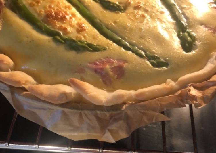 Step-by-Step Guide to Make Favorite Quiche lardons topping asperges vertes