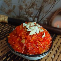 A picture of Shahi Gajar ka halwa.