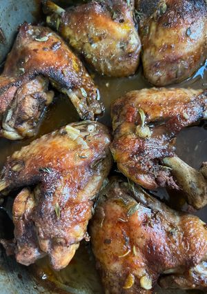 Une photo de Ailes de poulet piquantes au four