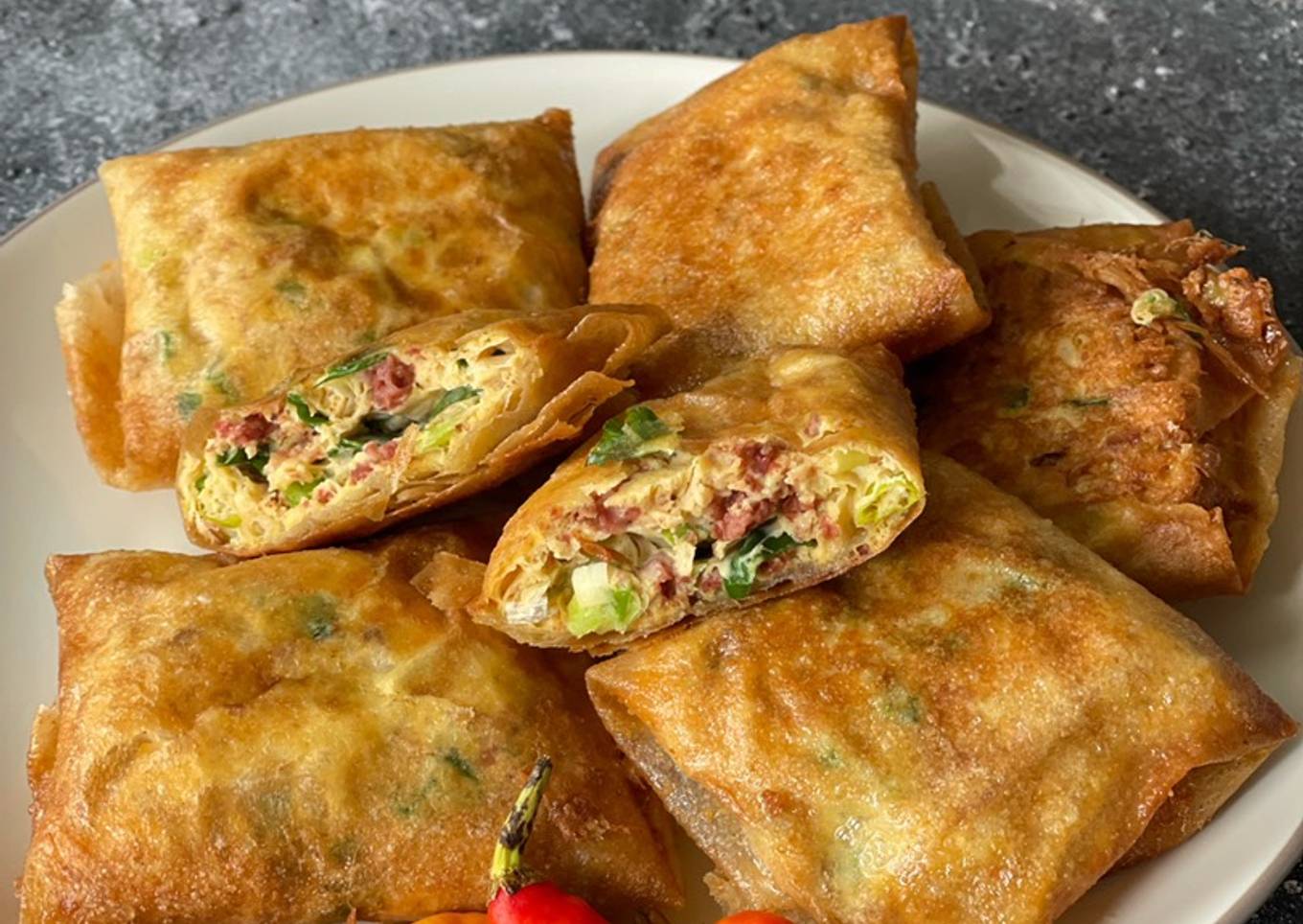 Martabak telur mini (kulit Lumpia)