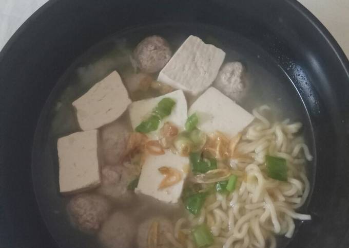 Resep Bakso Mini Tahu Kuah oleh Satya Wardhani - Cookpad