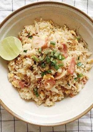 รูปของ ข้าวผัดเบคอน