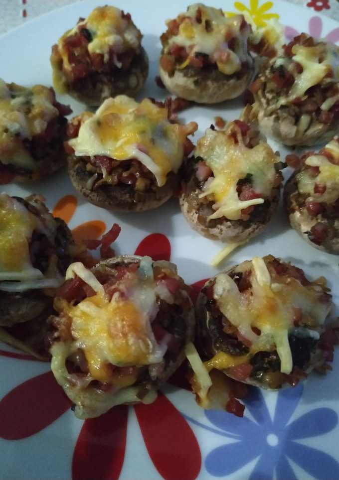 Una foto de Champiñones rellenos