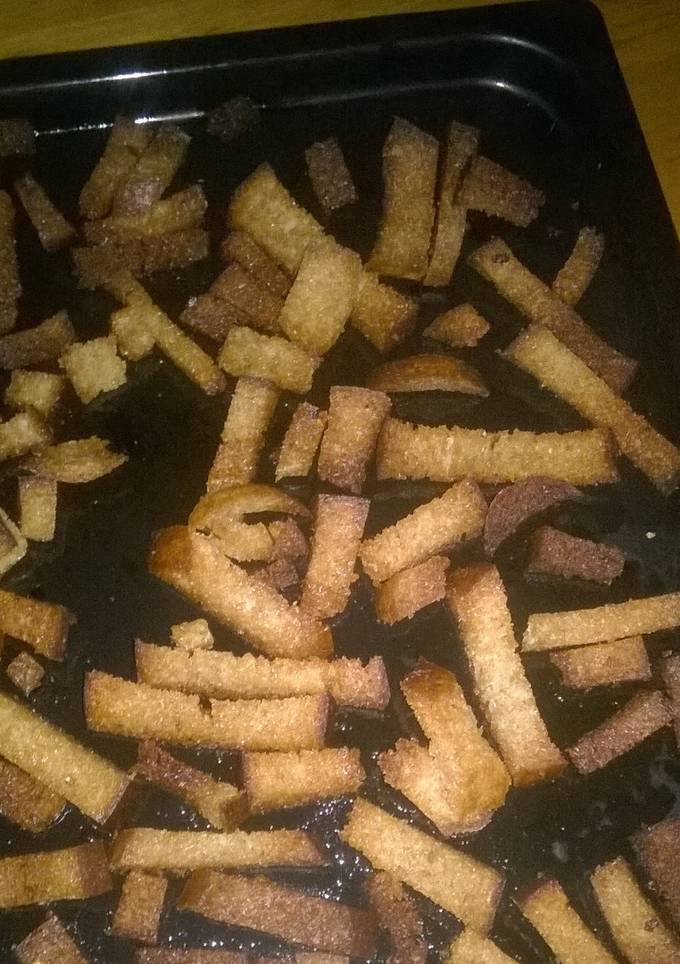 Сухарики домашние