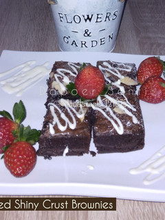 Foto resep Baked Shiny Crust Brownies
