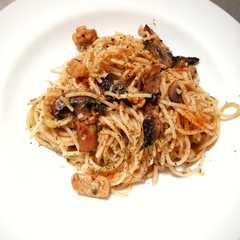 รูปของ Spaghetti Tuna Jamur Aglio e Olio
