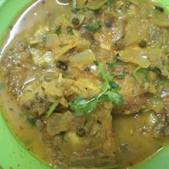 A picture of Pepper Rahu Fish Curry.