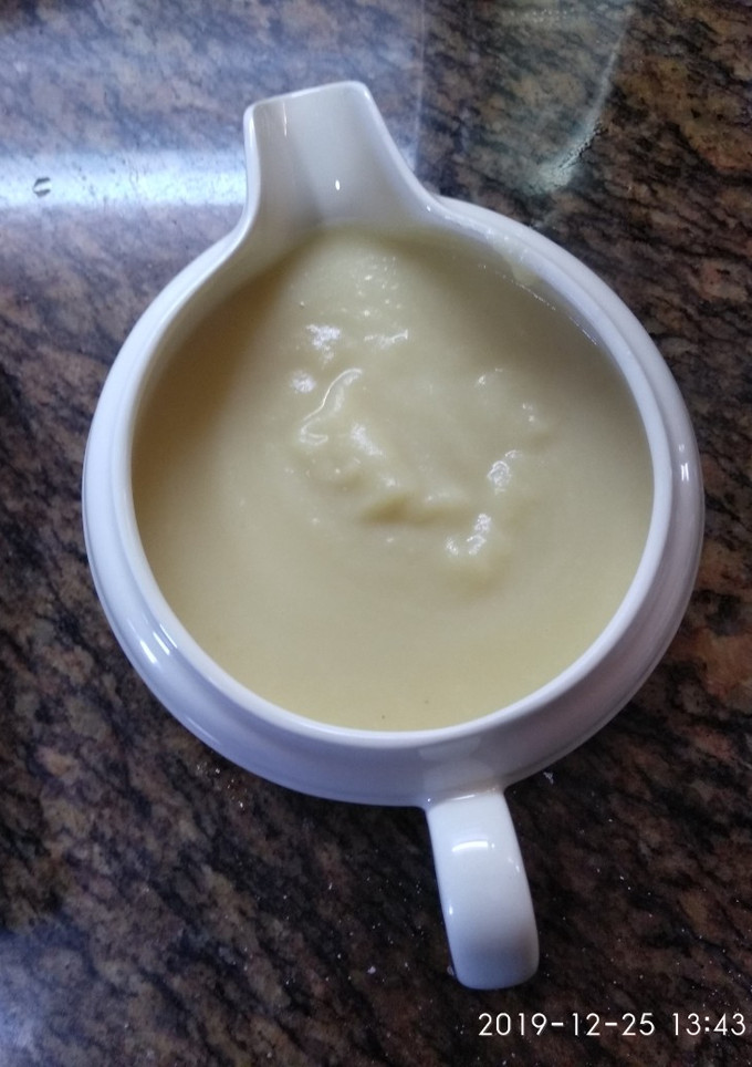 Una foto de Salsa de manzana con cebolla
