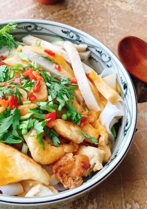 Hình của món Bánh đa trộn (Phở khô trộn).