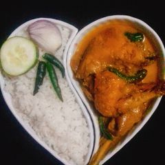 A picture of Masala Chicken Curry.