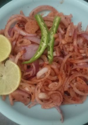 मसाला लच्छा प्याज (masala lacha pyaz recipe in Hindi) रेसिपी मुख्य फोटो