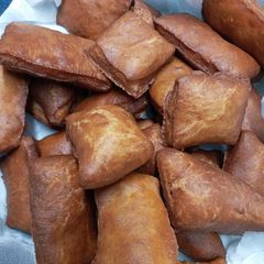 Cinnamon mini mandazi A picture of Cinnamon mini mandazi.