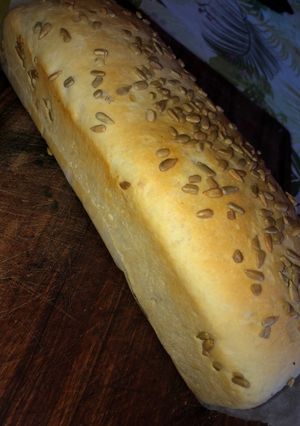 Una foto de Pan de molde sin leche!con semillas de girasol👌