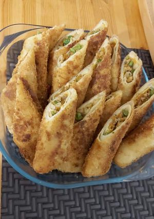 A picture of Crepe rolls.