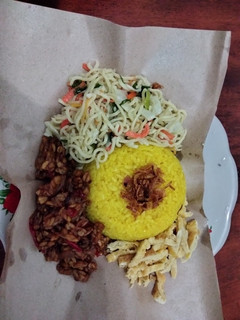 Foto resep Nasi kuning aron