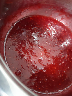 A picture of Raspberry Compote.