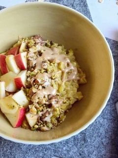 Foto di Porridge mele e curcuma