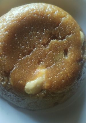 A picture of Jaggery Halwa.
