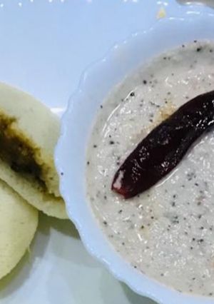 स्टफ्ड इडली (Stuffed Idli recipe in Hindi) रेसिपी मुख्य फोटो