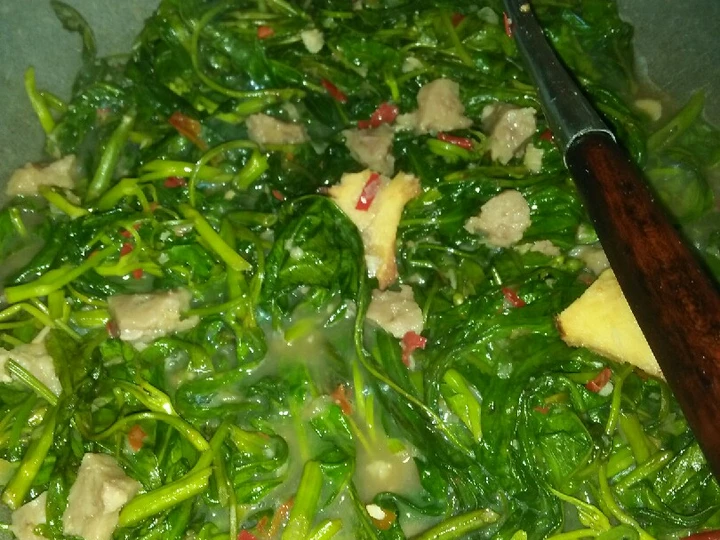 Langkah Mudah untuk Membikin Resep Tumis Kangkung Pentol yang Menggugah Selera Anti Ribet, Lezat