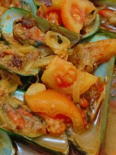 Foto resep Kerang hijau kuah kuning/ kerang hijau kuah segar/ kerang hijau
