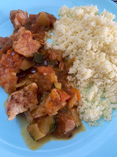 Foto principal de Pollo con tomate y cous cous
