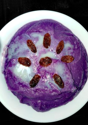 Hình của món Chè khoai lang tím ạ.