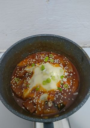 Foto resep Hot Tok-poki Instan (dengan kreasi sendiri)
